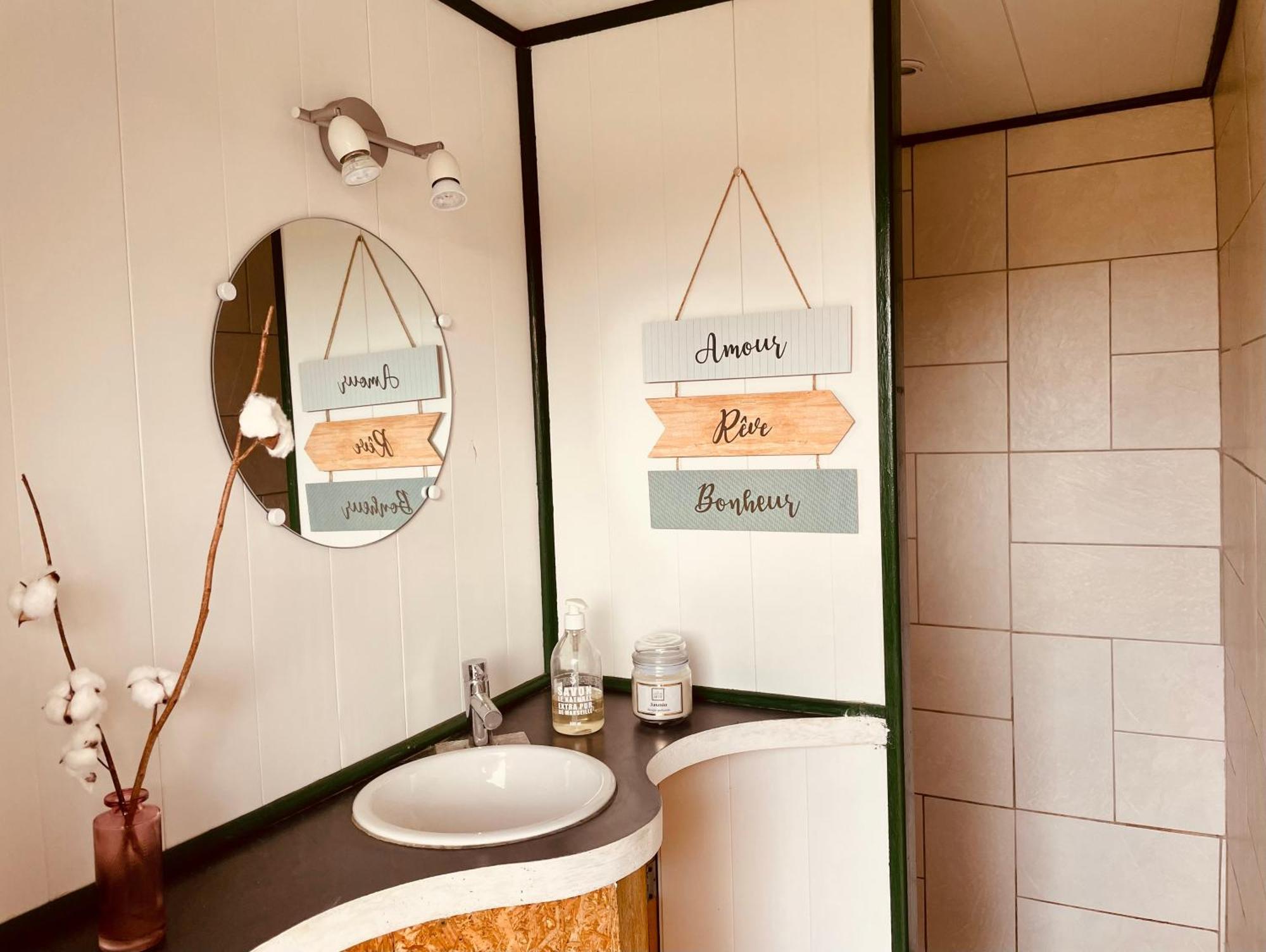 Campingplatz Les Yourtes O Fil 2 L'eau